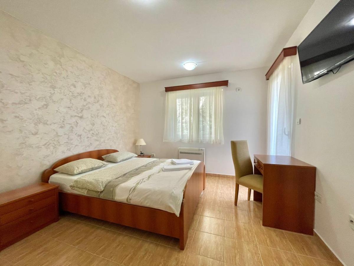 Apartments Boreta Becici Budua Esterno foto
